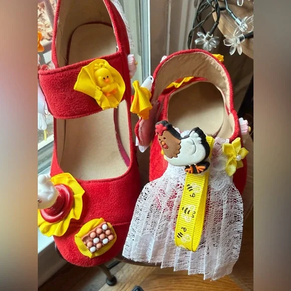 Custom/Handmade Whimsical Red, Yellow, and white Chicken Themed Mary Jane Pump - Picture 9 of 12